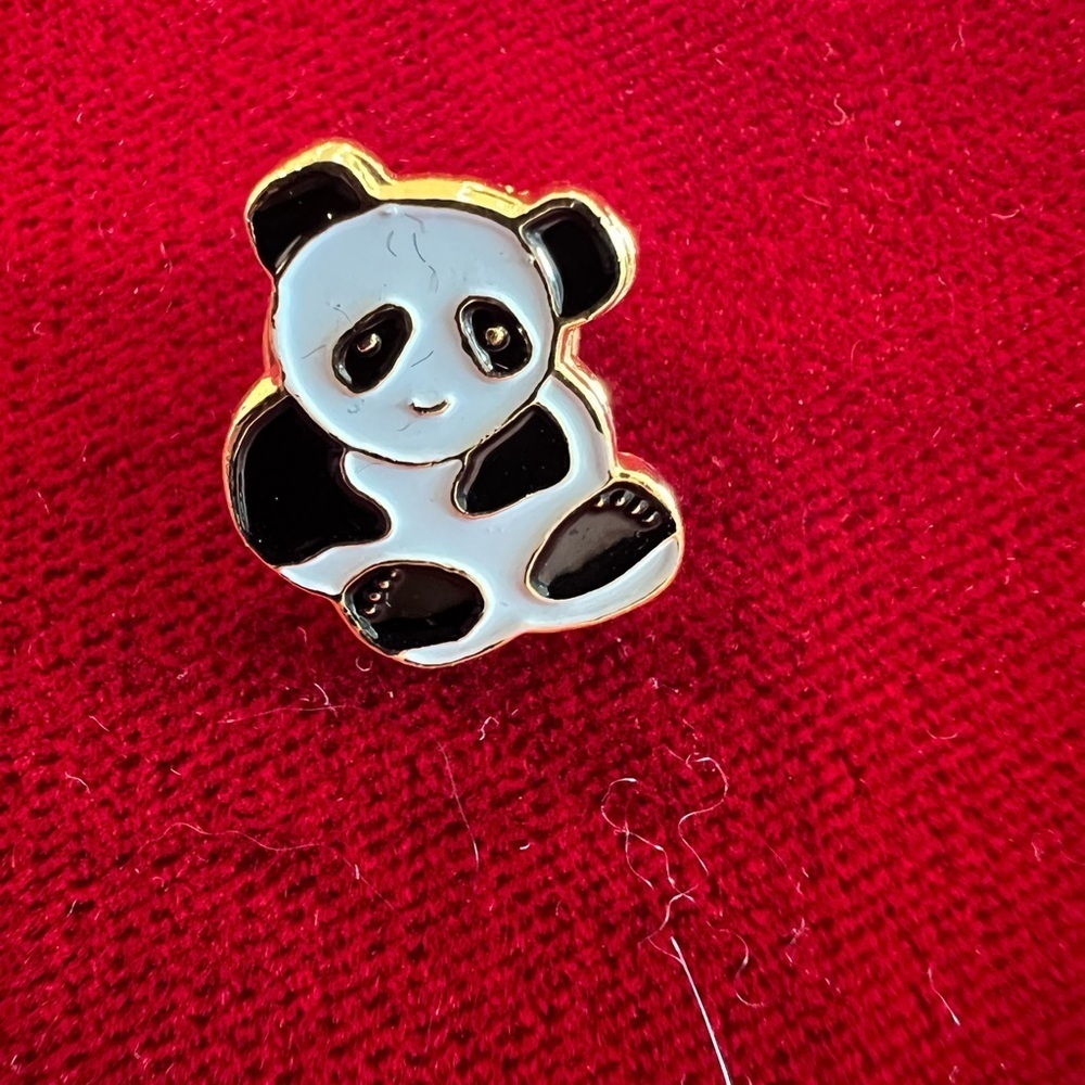 Cnta panda pin - Picture 2 of 3